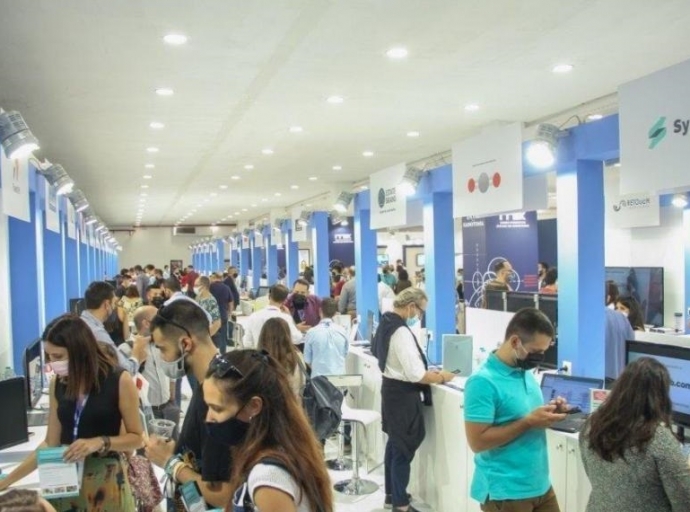 Ένα ηχηρό μήνυμα επανεκκίνησης της εκθεσιακής δραστηριότητας έστειλε η 85η ΔΕΘ